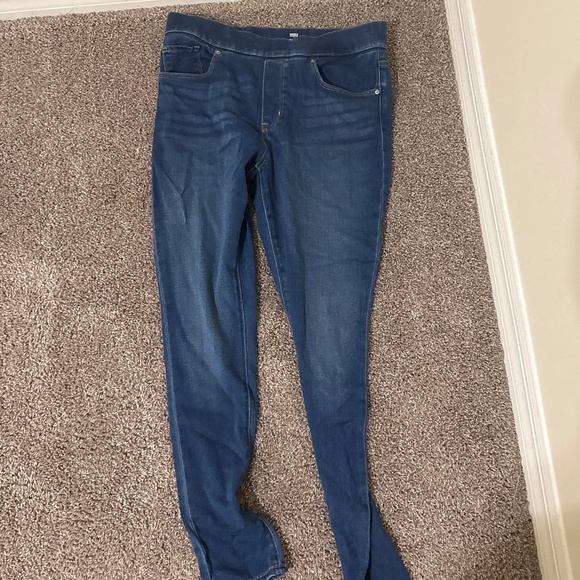 Levi's Denim - Levi jegging size 31